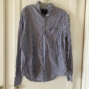 American Eagle Everyday Poplin Striped Button-Up Shirt
